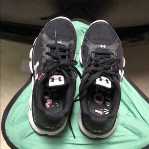 ❌SOLD❌Under Armour Sneakers